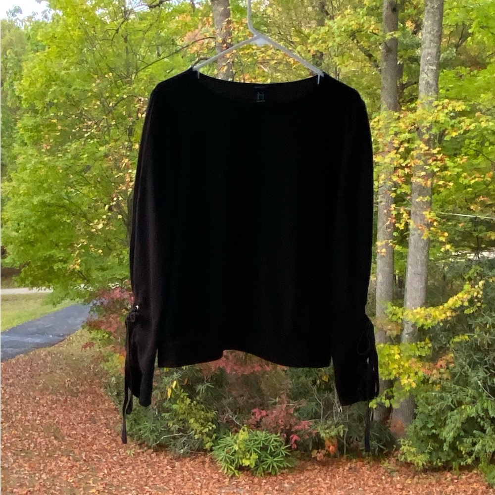 Forever 21 Women’s Cropped Sweatshirt Plus Size With Tied Cuffs Size 1X